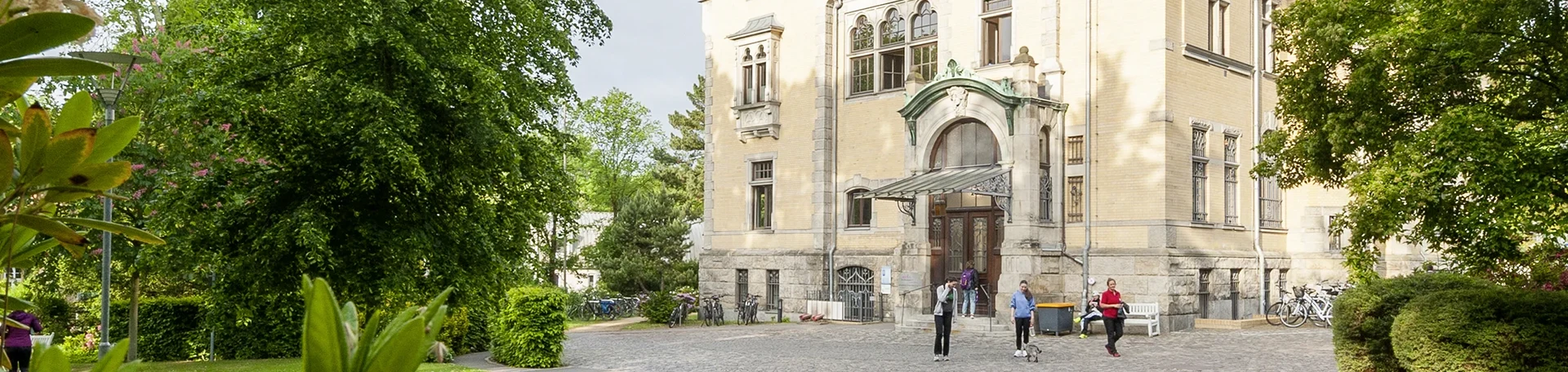 Außenansicht des Ambulanten Rehazentrums St. Elisabeth Leipzig