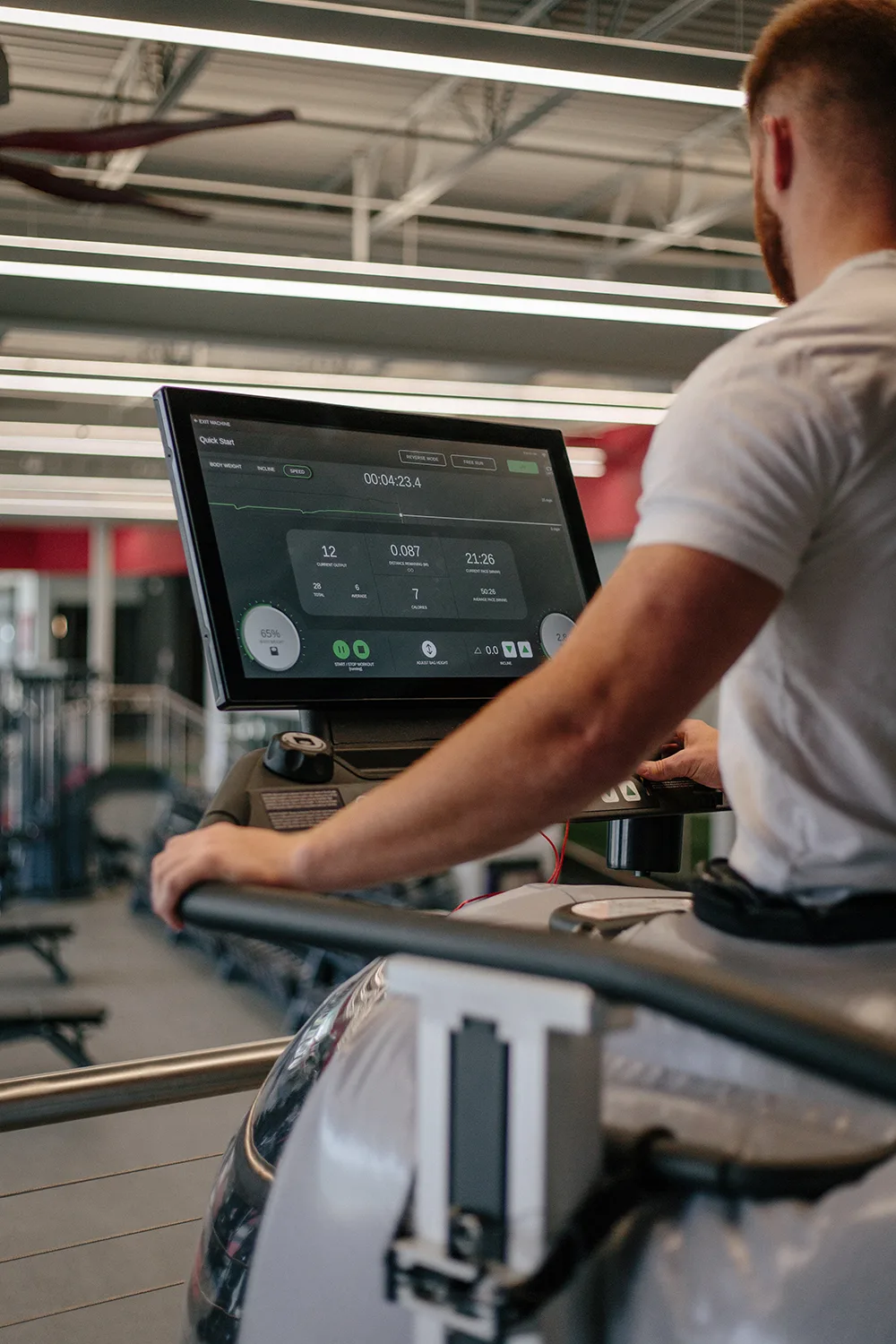 Ein Patient beim Training mit dem Anti-Schwerkraft-Laufband Boost 2 Core
